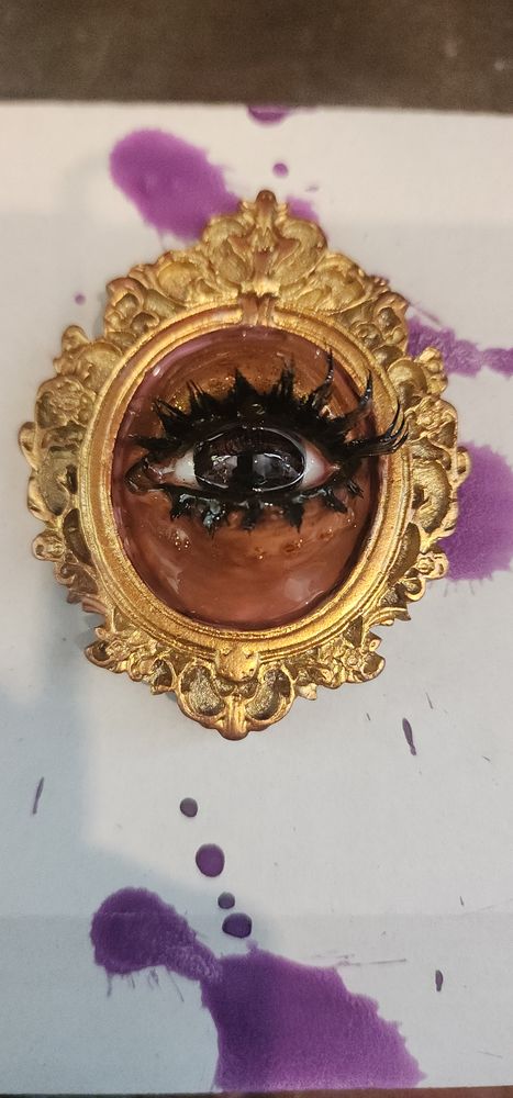 Looks that kill - EYECON SERIES 1